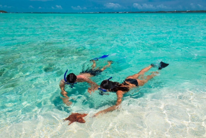 snorkeling Nassau