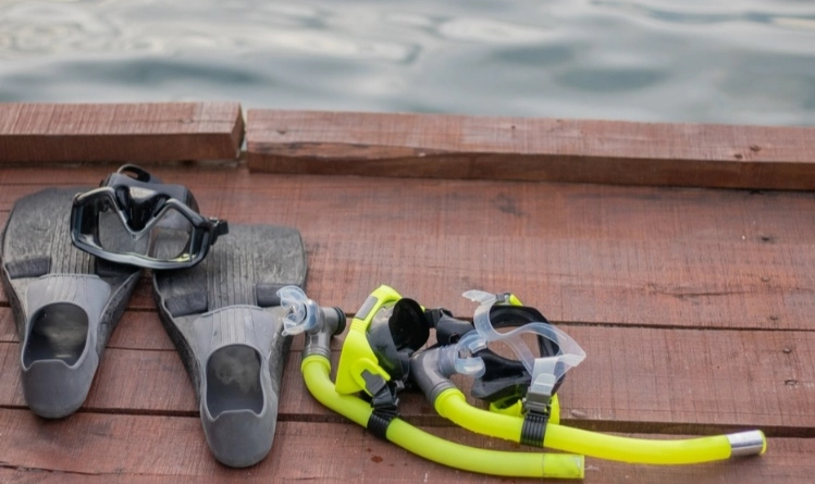 best snorkel set for travel