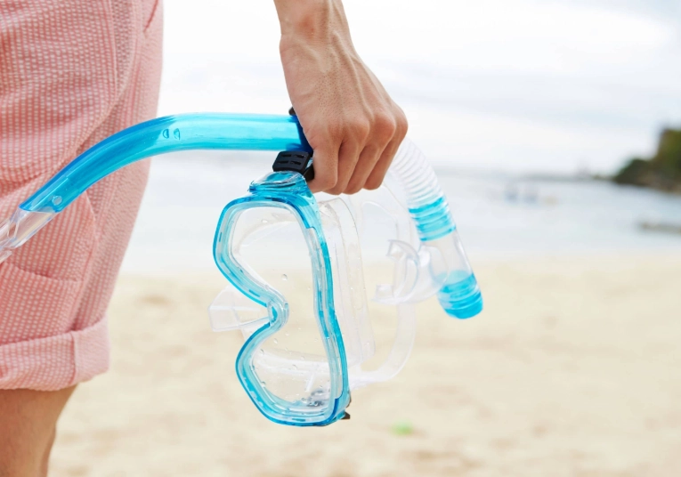 snorkel mask leaking around nose