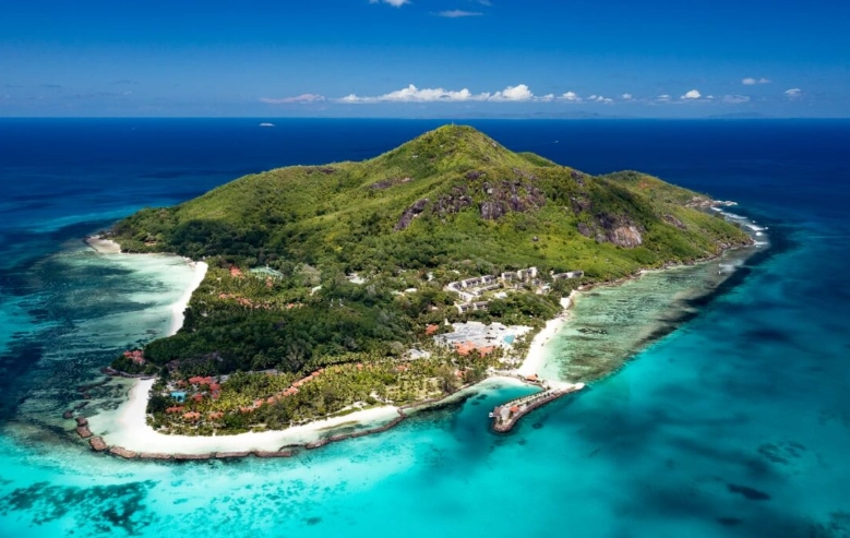 Mahe island snorkeling