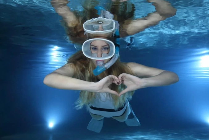 snorkeling with contact lenses
