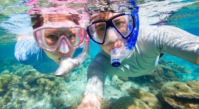 how to snorkel without swimming
