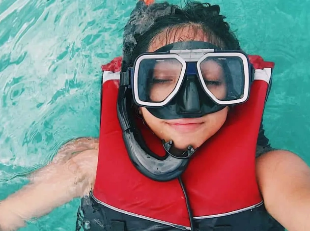 snorkeling for non-swimmers