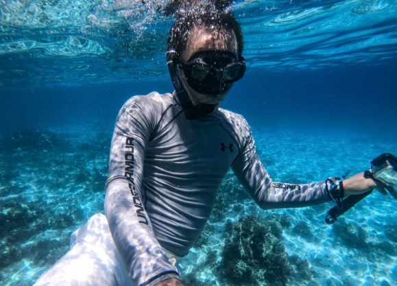 rash guard for snorkeling