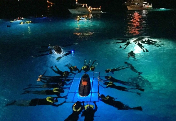 night snorkeling safety