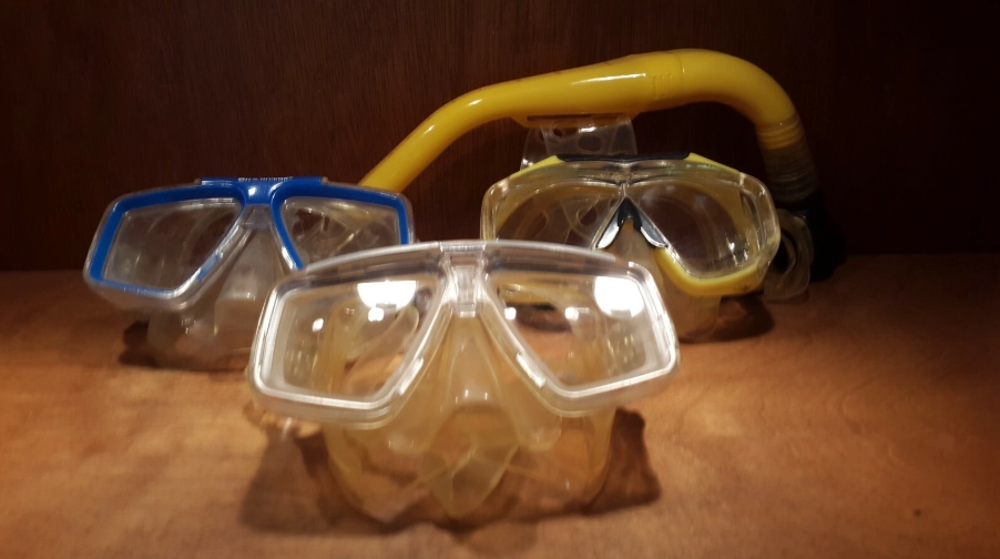 dry snorkel with purge valve