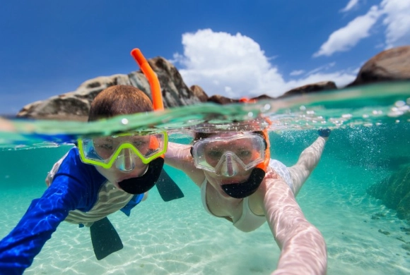 snorkeling with glasses