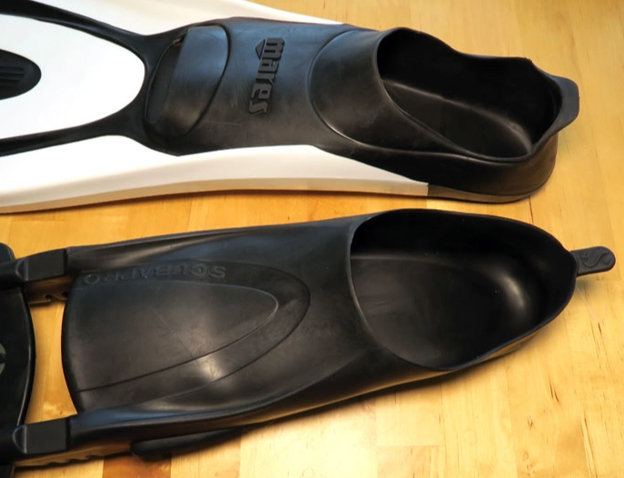 snorkeling fins for wide feet