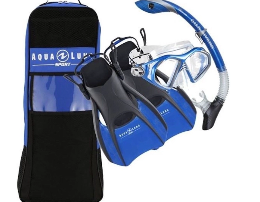 best snorkeling set with dry bag