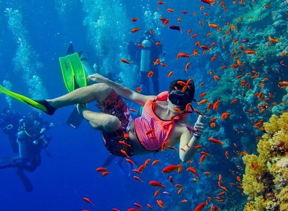 responsible snorkeling practices