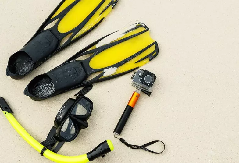 what to bring snorkeling